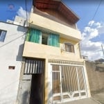 Casa na Vila Bela com 2 dormitórios e 1 vaga