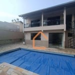 Casa com 3 dormitórios à venda, 240 m² por R$ 850.000 - Colinas de Santa Bárbara - Pouso Alegre/MG