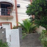 Casa de Condomínio com 3 dormitórios (1 suíte) mais 1 quarto reversível, à venda !!