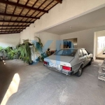 Imperdível oportunidade de casa à venda no bairro Santa Tereza em Divinópolis-MG: 3 quartos, 1 suíte, 1 sala, 1 banheiro, 2 vagas de garagem, 194m².