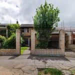 Casa com 3 quartos à venda na Rua Victor Silva, 136, Camaquã, Porto Alegre