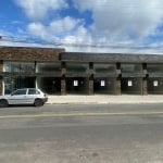 Loja para locação anual em Guaratuba -Sala comercial, 38,00 m2 útil, 2 banheiros e espaço descoberto nos fundos.