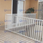 Sobrado para locação com 04 dormitórios, sendo 01 suíte no Jardim Marambaia em Jundiaí - SP.