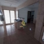 Casa com 2 dormitórios à venda, 101 m² por R$ 490.000,00 - Conjunto Residencial Trinta e Um de Março - São José dos Campos/SP