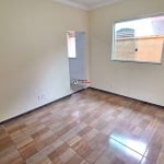 Casa com 2 quartos para alugar na Rua Princesa Isabel, 480, Copacabana, Belo Horizonte