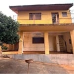 Casa Ampla com 3 Suítes à Venda no Núcleo Hab. Pres. Geisel - Bauru/SP, Excelente Localização próximo ao Atacadão/Ceasa.