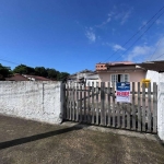 Casa de Esquina Próxima ao Centro Comercial