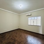 Sala comercial com frente para JK