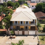 MARAVILHOSO SOBRADO EM ALTO PADRÃO A POUCOS METROS DO MAR!!!!