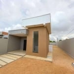 Casa  de esquina com 3 dormitórios à venda, 92 m² por R$ 349.000 - Aquiraz/CE