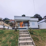 Casa com 2 quartos à venda, 80 m² por R$ 390.000 - Vale do Paraíso - Teresópolis/RJ