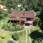 Casa com 5 quartos + casa de hospedes de 2 quartos à venda, 205 m² por R$ 1.100.000 - Granja Guarani - Teresópolis/RJ