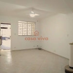 Sobrado à Venda Vila Moinho Velho 96 m², 2 quartos, quintal, edícula garagem, Metrô Sacomã