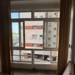 Apartamento de 103m², a uma quadra da Praia, com 3 quartos e 1 suíte, sala 2 ambientes.