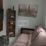 Casa  geminada com 3 quartos e garagem