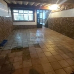 Vende se casa geminada de 03 quartos, de 150m² a uma quadra da praia, Aviação Praia Grande