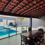 Vende se casa de 350m² com piscina em Itanhaém com 05 quartos sendo 02 suítes