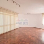 Venha morar no Pacaembu com todo conforto, excelente casa com 350 m² de área útil