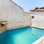 Casa geninada com piscina na Ocian