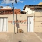 Casa com 3/4 sendo 1 suíte com Jardim de inverno