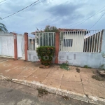 Casa com 2/4 no bairro Marajoara em Várzea Grande