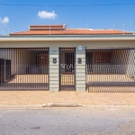 Casa à venda no Bairro Presidente Médici em Itu, com 275m² de área construída em um terreno de 400m²