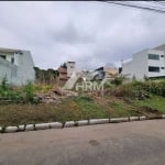 Terreno à venda na Praia dos Amores-SC.