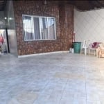 Casa à venda por R$ 400.000,00 - Tupi - Praia Grande/SP