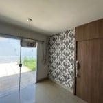 Disponível - casa com planejados na suíte, cozinha e sala. 03 quarto dos sendo 1 suíte - Cond. Rio Coxipó, Jardim Imperial - Cuiabá