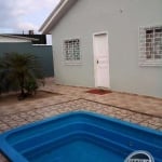 RESIDÊNCIA COM PISCINA 250 M² - PEREQUÊ