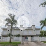 Casa com 3 quartos à venda na Rua Bandeirantes, 300, Bom Retiro, Matinhos