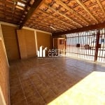 Casa com 02 Dormitórios à venda, 130m² por R$ 330.000 - Flor do Vale - Tremembé - SP