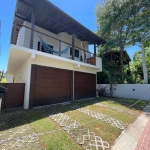 Casa à venda com 3 suítes e vista mar no Bairro Pinguirito em Garopaba