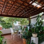 Casa tipo para venda com 3 quartos, 107m²