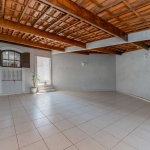 Sobrado para venda com 3 quartos, 200m²