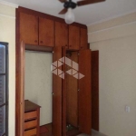 Apartamento à venda no Jardim Irajá, 1 quarto, 1 vaga.