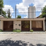 Elegante casa tipo para venda com 3 quartos, sendo 1 suíte, 383m²