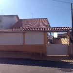 Casa para Venda em Arujá, Jordanópolis, 3 dormitórios, 1 suíte, 1 banheiro, 3 vagas