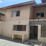 Casa com 3 quartos à venda na dos Camuripins, 614, Balneário São Francisco, São Paulo