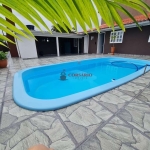 Casa com piscina a venda em Shangri-lá