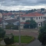 Sobrado com ponto comercial no Cajuru