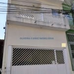 Sobrado em Osasco, bairro Jardim Elvira, 204,81m², 3 quartos, 1 suíte, sala, cozinha, 2 vagas de garagem