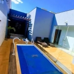 Casa com Piscina em Jaua