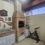 Casa em condomínio a venda no Jardim Marajoara com 3 dorms sendo 1 suíte
