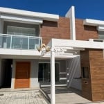 Duplex Costa Azul com piscina 3 Suítes, sala de estar e jantar amplo quintal