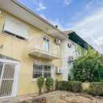 Casa com 3 quartos à venda na Avenida Doutor Walter Só Jobim, 393, Jardim Lindóia, Porto Alegre