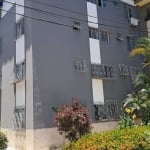 Apartamento nascente, ventlado, vista livre, terceiro andar escada com 2/4 no Condominio Trobogy Paralela a cino minutos estação metrô vender Salvador