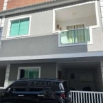 Casa Triplex a Venda na Taquara