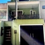 Casa Triplex a Venda na Taquara