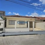 Casa com 03 dormitórios no bairro Forquilhas, em São José.